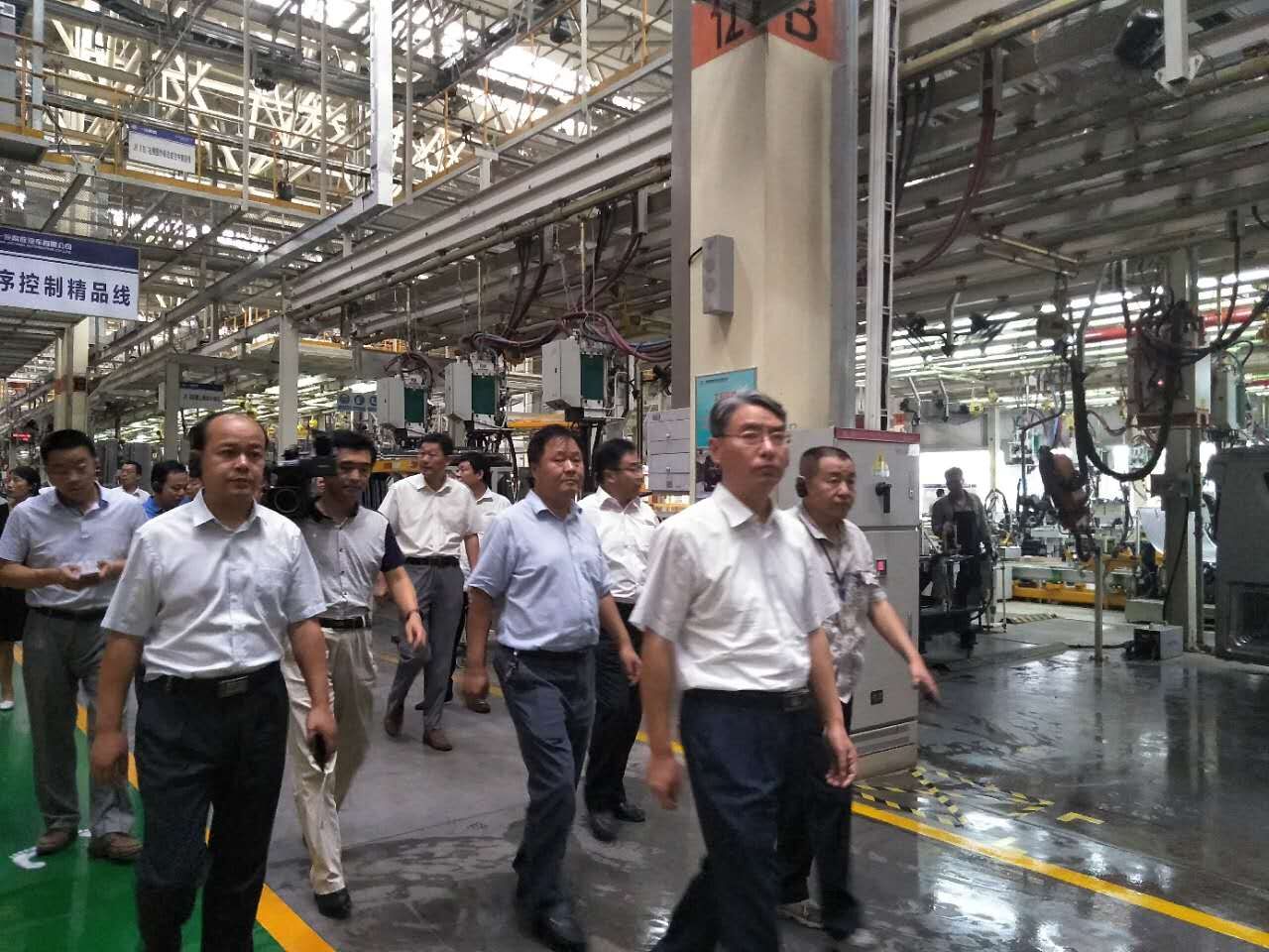 梁山县人民政府 投资动态 县委书记贾治阜带队赴青岛