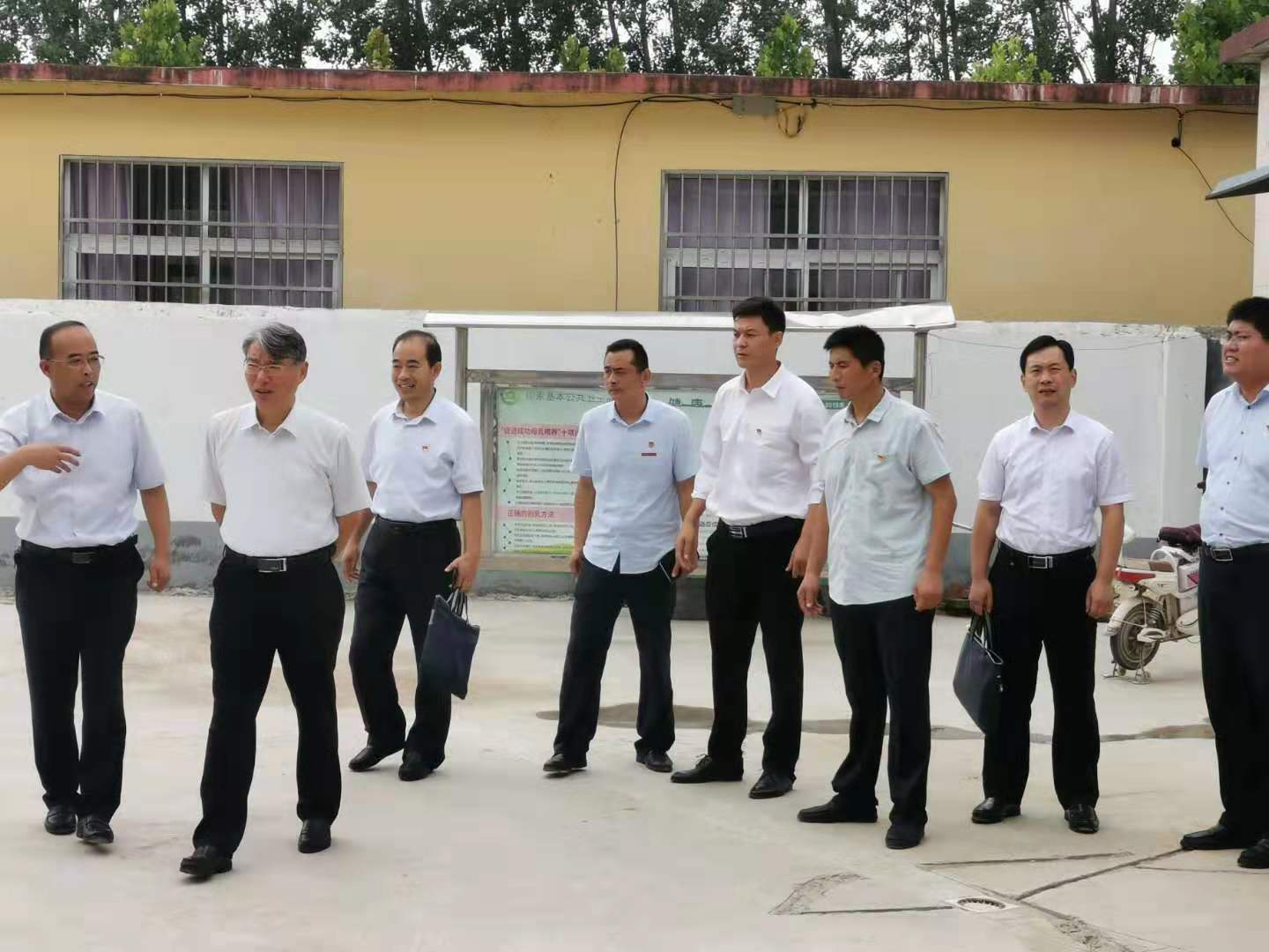 梁山县人民政府 乡镇动态 县委书记贾治阜到小安山镇