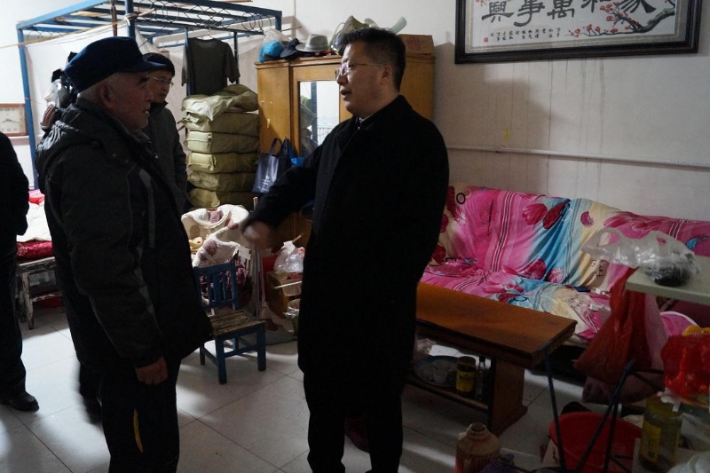 梁山县人民政府 梁山要闻 县委副书记,县长杨力新走访